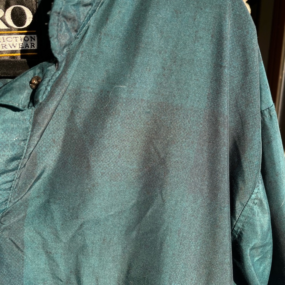 Zero Restriction Lightweight Pullover Windbreaker… - image 4